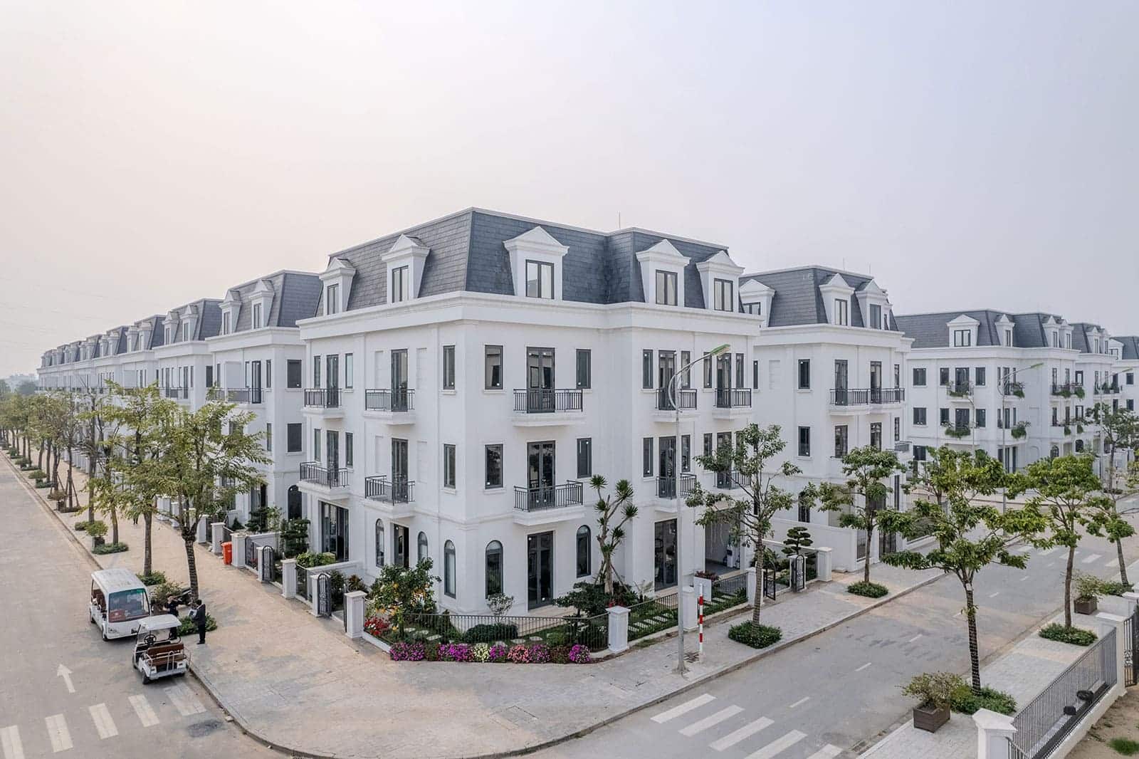 Hình ảnh thực tế biệt thự Solasta Mansion vào tháng 4/2024