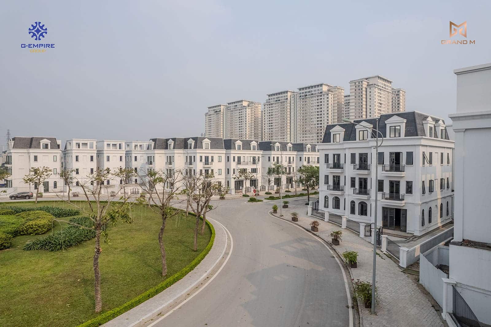 Hình ảnh thực tế dự án biệt thự Solasta Mansion Dương Nội vào tháng 4 năm 2024.
